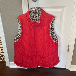 Women’s Reversible Zip Up Vest